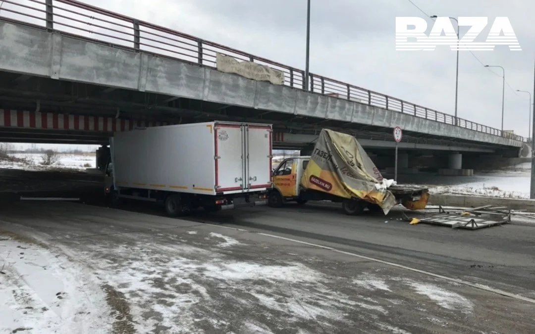 В Петербурге начали углублять «мост глупости» высотой 2,7 метра