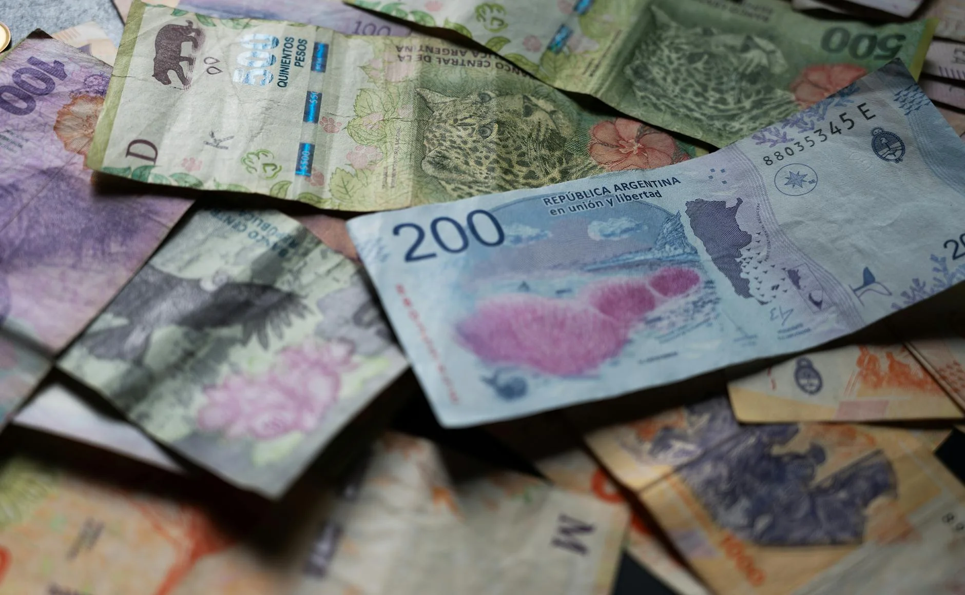 ФРС усилила давление на рынок: индекс S&P 500 пробивает ключевую поддержку