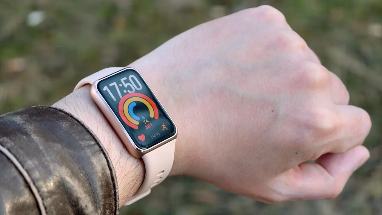 Huawei Band 11: обзор нового фитнес-браслета с AMOLED-экраном и 12 днями работы