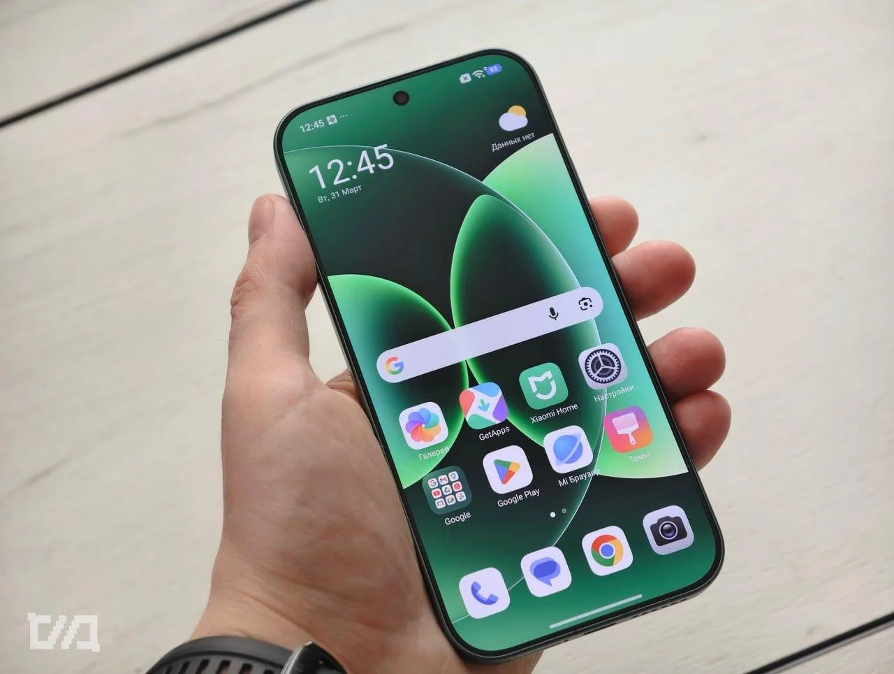 Обзор Xiaomi 17: почти идеальный флагман или слишком универсальный?